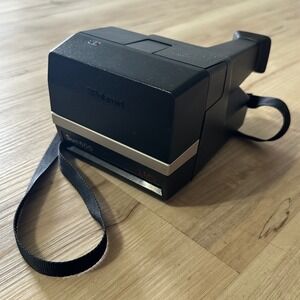 Polaroid Sun 600 LMS Vintage Instant Film Camara